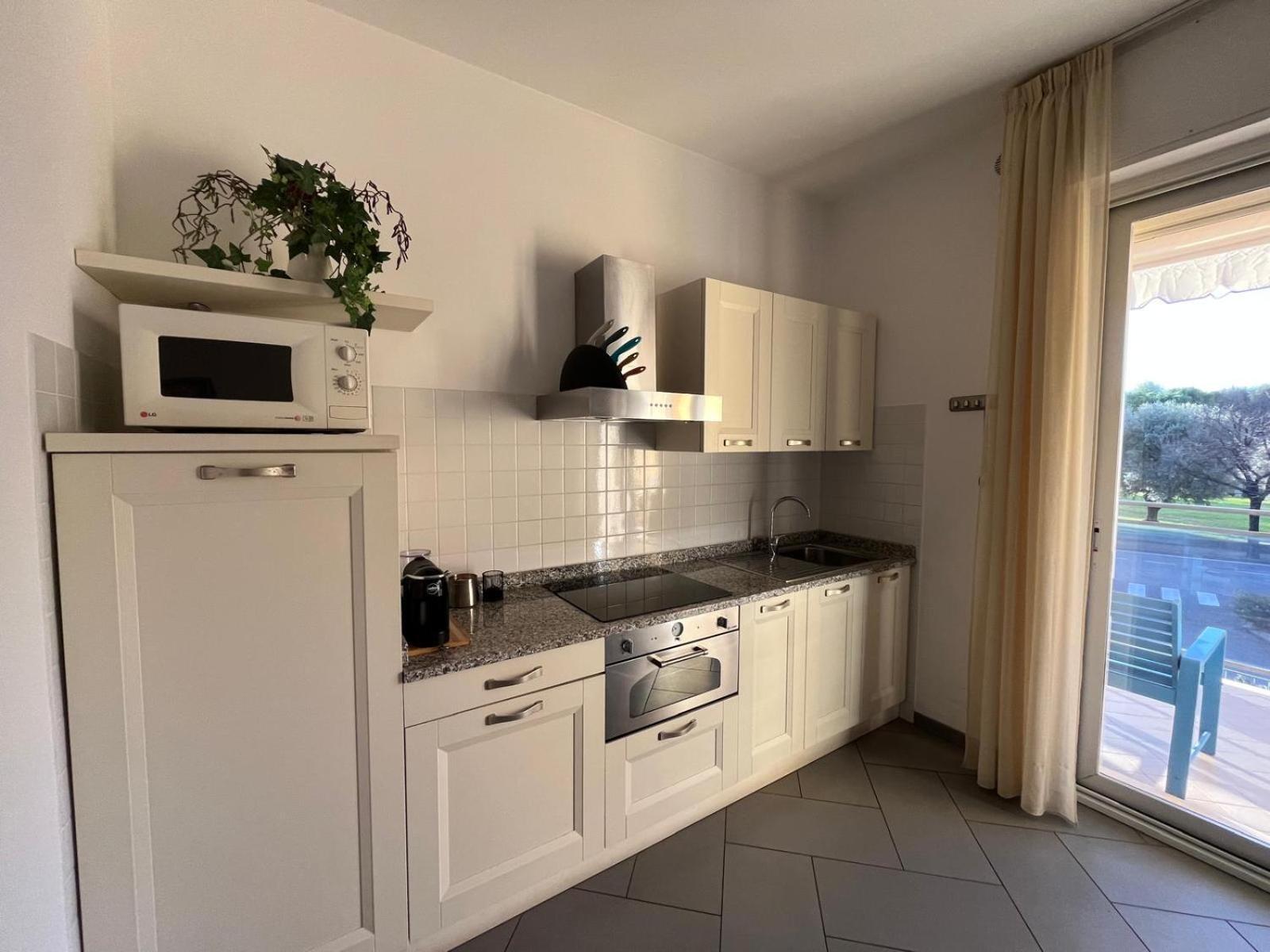 Dea Apartments Albenga Exteriér fotografie